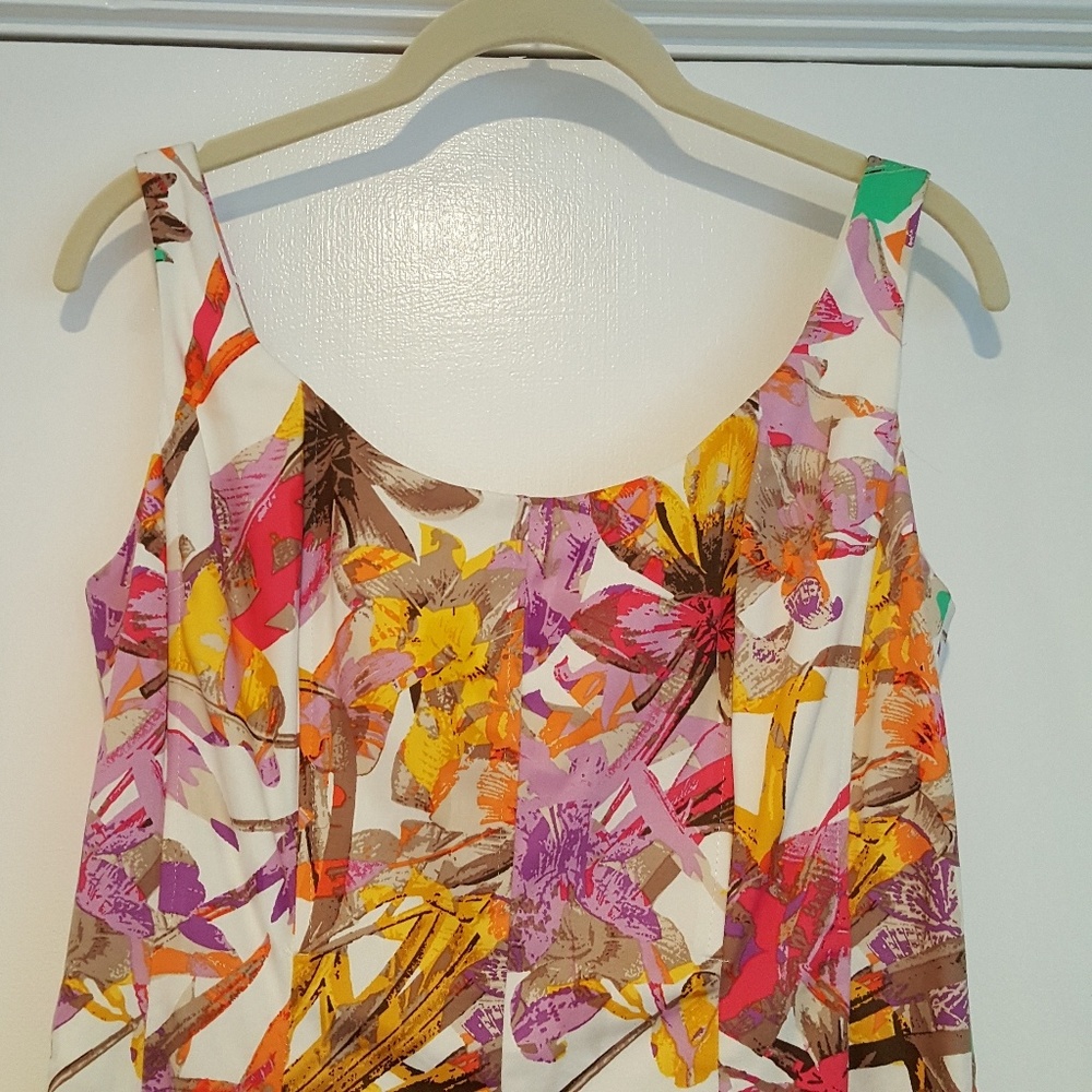 NINE WEST FLORAL FIT & FLAIR DRESS - Picture 4 of 7